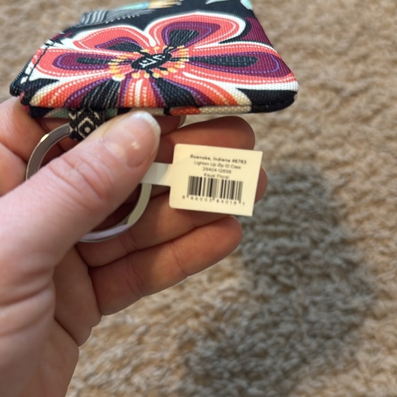 Lighten up zip ID case - Picture 4 of 6